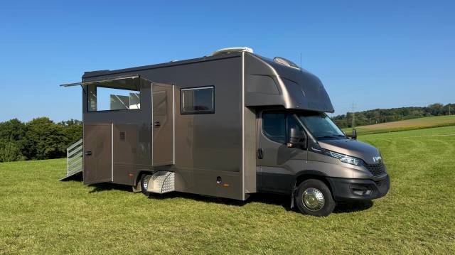 location-camion-chevaux-entre-particulier