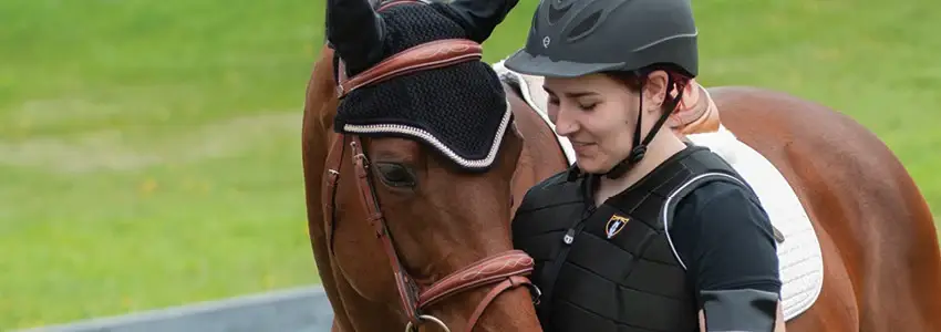 quelle-veste-protection-cavalier-choisir-pour-entrainement
