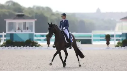 pauline-basquin-remporte-grand-prix-cdi-crozet.jpg