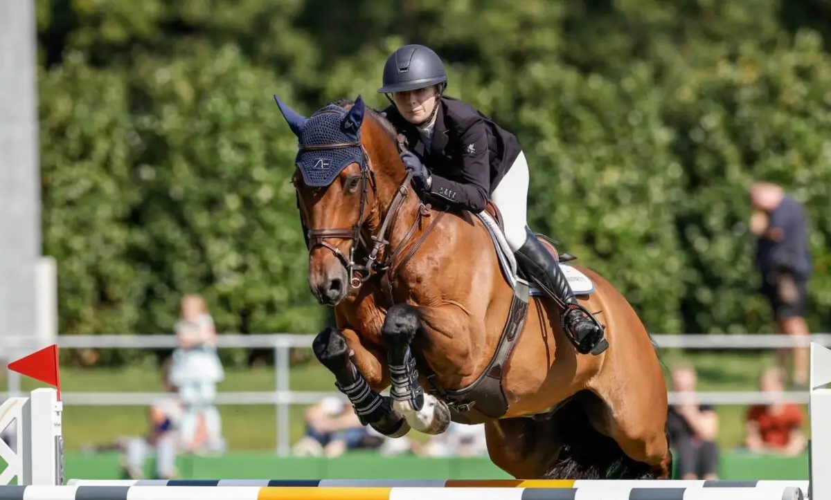 double-lillie-keenan-jumping-international-dinard